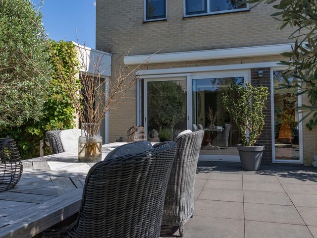 Dolfijnpark 10, Ridderkerk