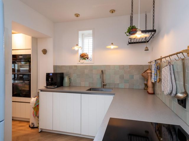 Rijksstraatweg 24, Ridderkerk