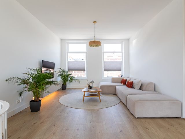 Weimarstraat 38B, Den Haag