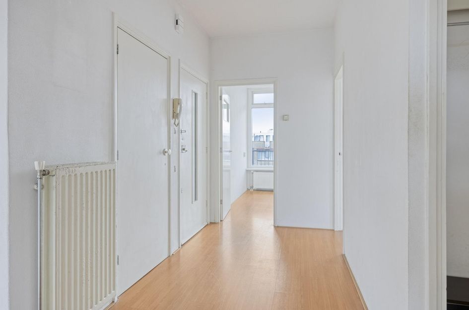 Admiraal de Ruyterweg 8D