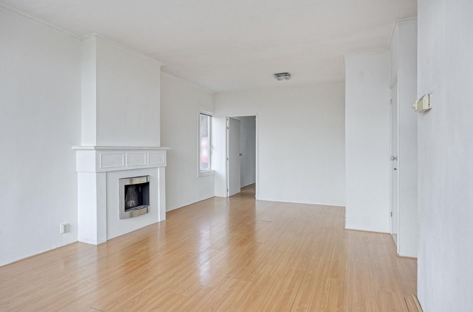 Admiraal de Ruyterweg 8D