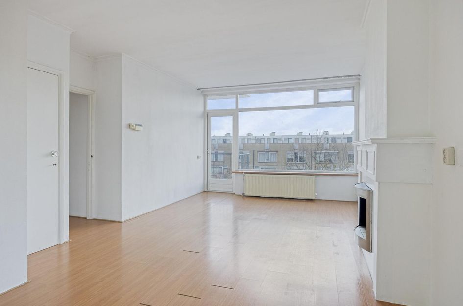 Admiraal de Ruyterweg 8D