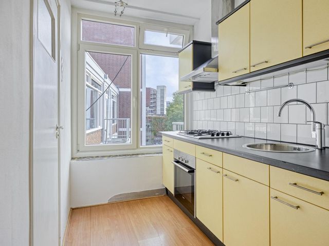 Admiraal de Ruyterweg 8D, Rotterdam