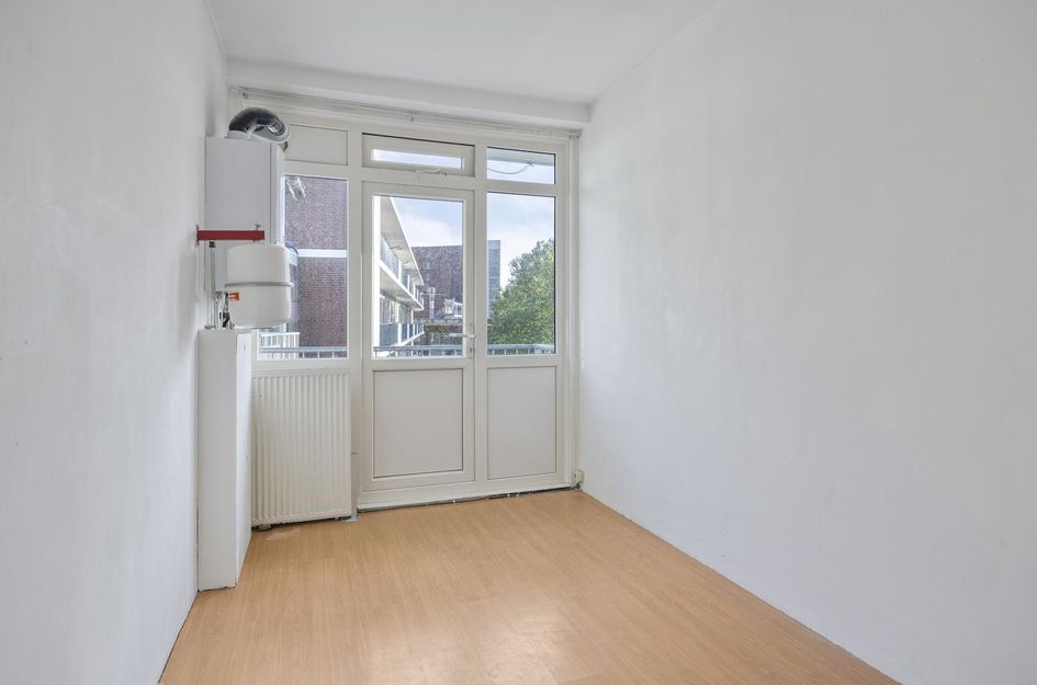 Admiraal de Ruyterweg 8D