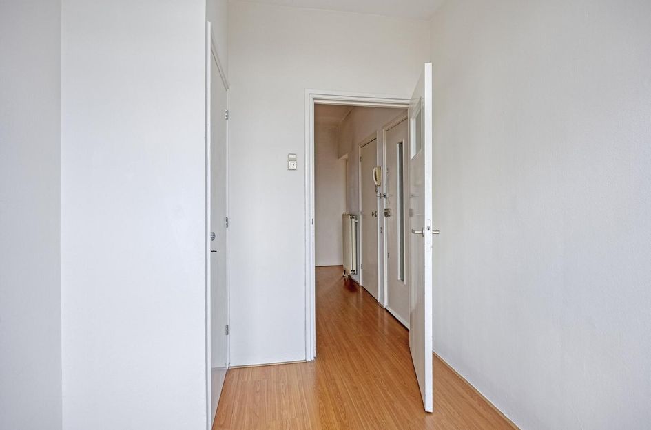 Admiraal de Ruyterweg 8D