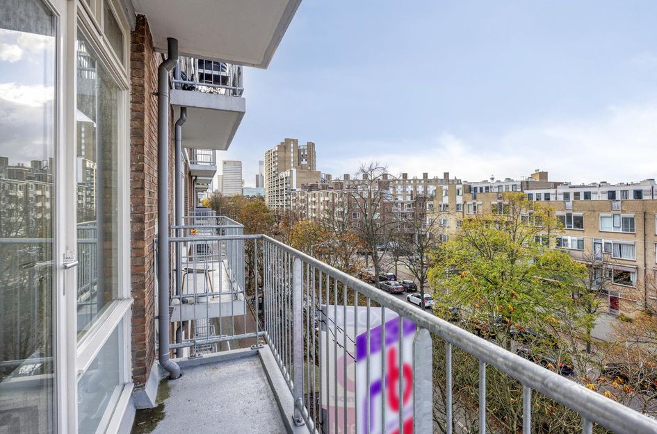 Admiraal de Ruyterweg 8D