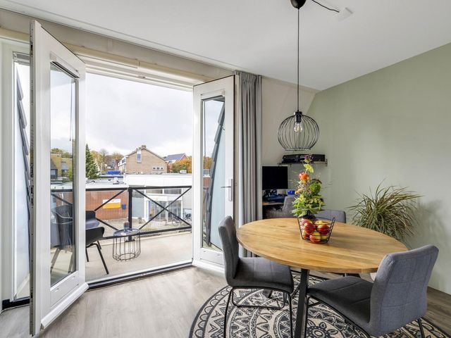 Raadhuislaan 34d, Rockanje