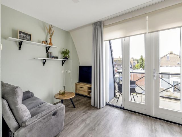 Raadhuislaan 34d, Rockanje