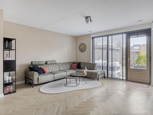 Laan van België 98, Roosendaal