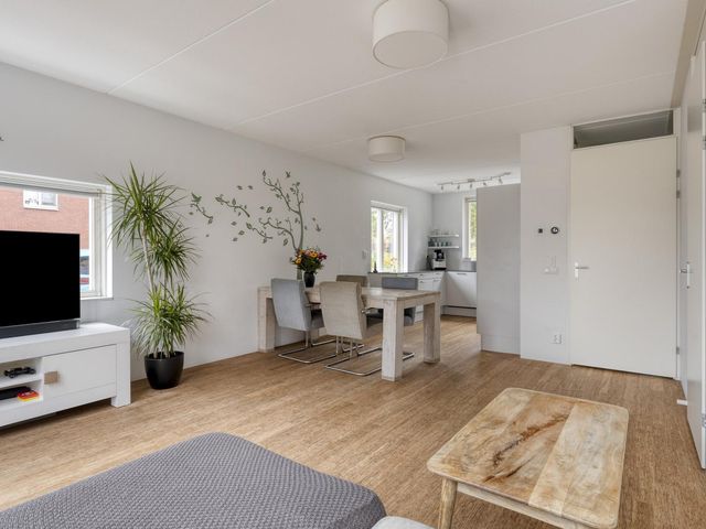 Cartografielaan 20, Uithoorn