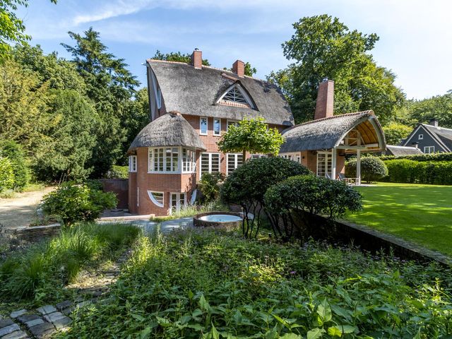 Eeuwigelaan 19, Bergen (Nh)