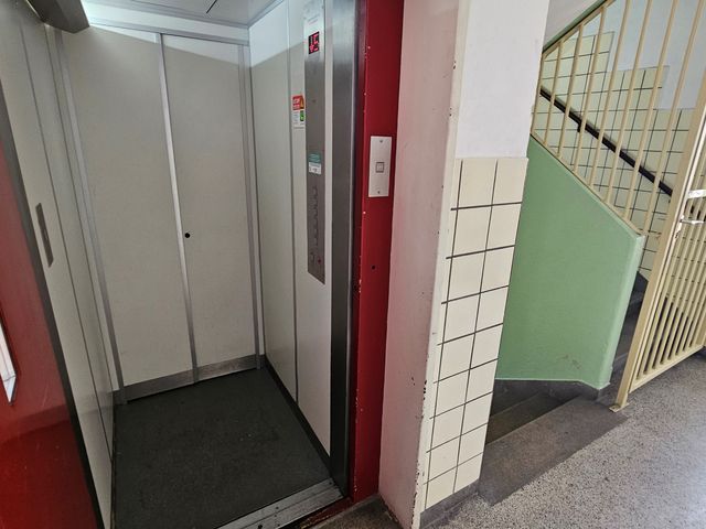 Herman Robbersstraat 102F, Rotterdam