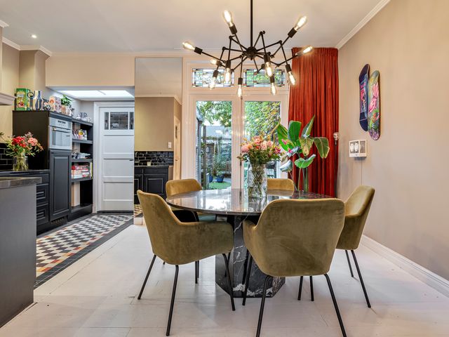 Paus Adriaanstraat 19, Tilburg