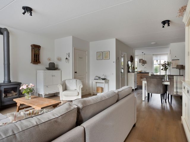 Biesbongerd 24, Kesteren