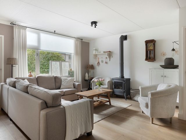 Biesbongerd 24, Kesteren