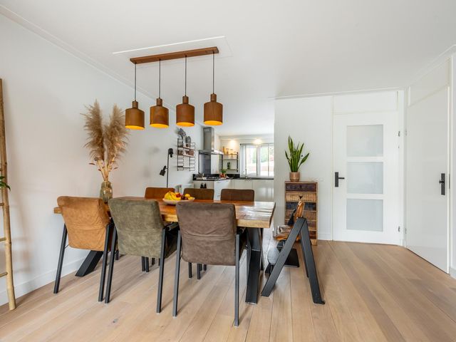 Rossinilaan 13, Nieuw-Vennep