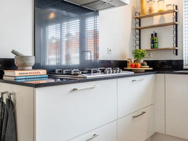 Rossinilaan 13, Nieuw-Vennep