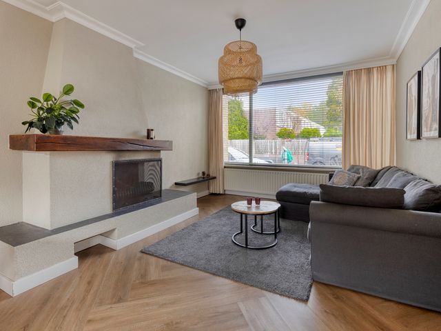 Montfortanenlaan 62, Tilburg