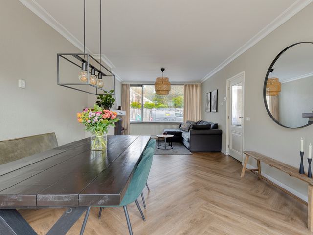 Montfortanenlaan 62, Tilburg