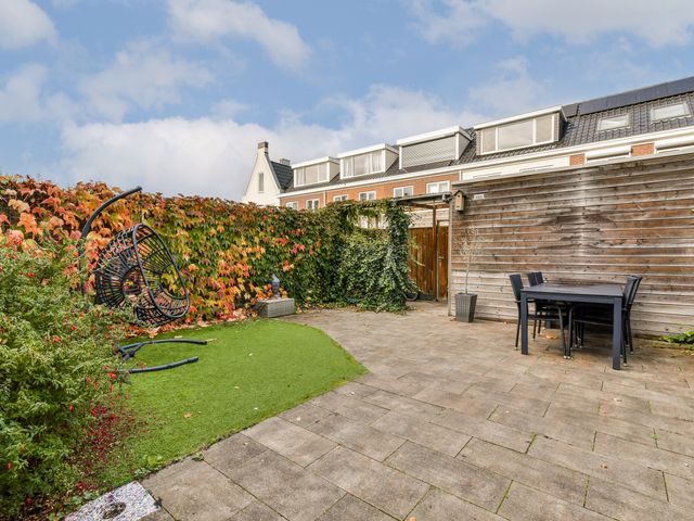 Hofje Van Holtlant 41, Leiderdorp