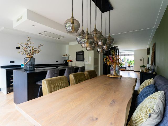 De Bouw 199, Bovenkarspel