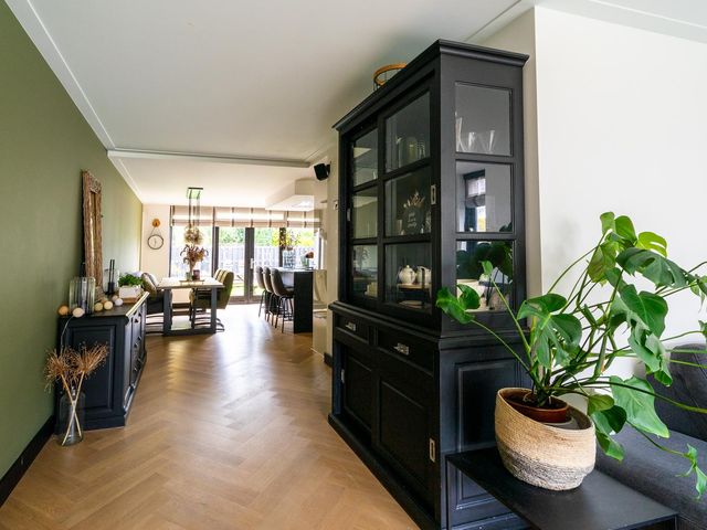 De Bouw 199, Bovenkarspel