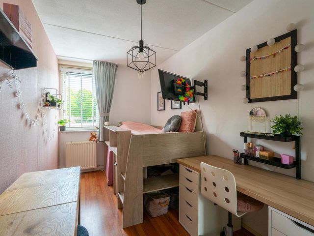 De Bouw 199, Bovenkarspel