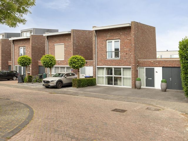 Oltmansstraat 17, Bergschenhoek