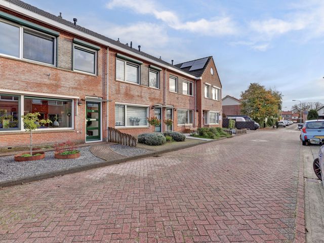 De Henich 21, Wadenoijen