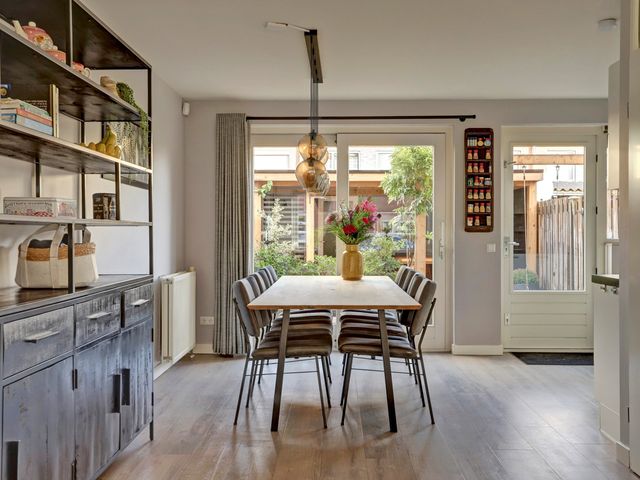 De Henich 21, Wadenoijen