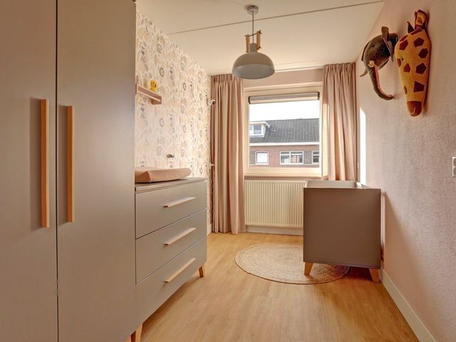 De Henich 21, Wadenoijen