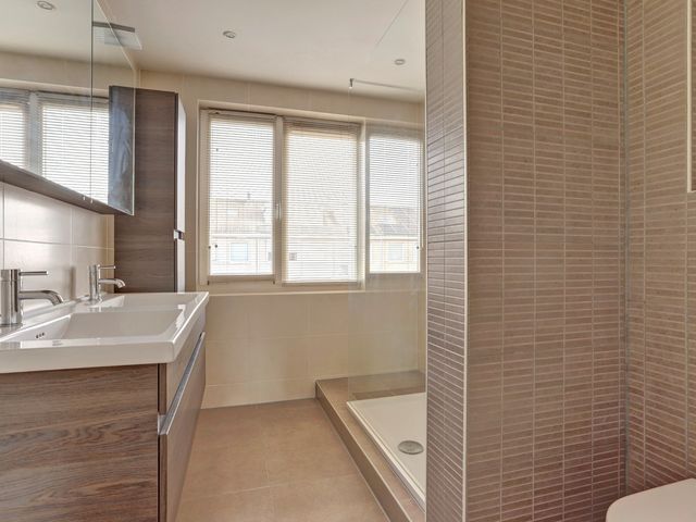 De Henich 21, Wadenoijen