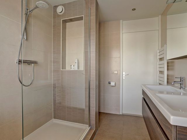 De Henich 21, Wadenoijen