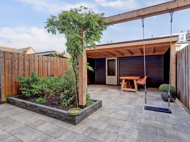 De Henich 21, Wadenoijen