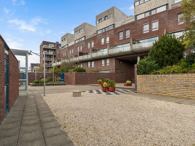 Volendamlaan 1226, Den Haag