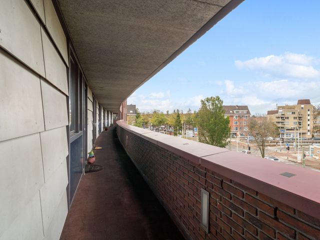 Volendamlaan 1226, Den Haag