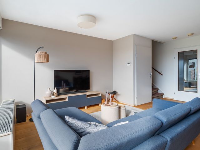 Volendamlaan 1226, Den Haag