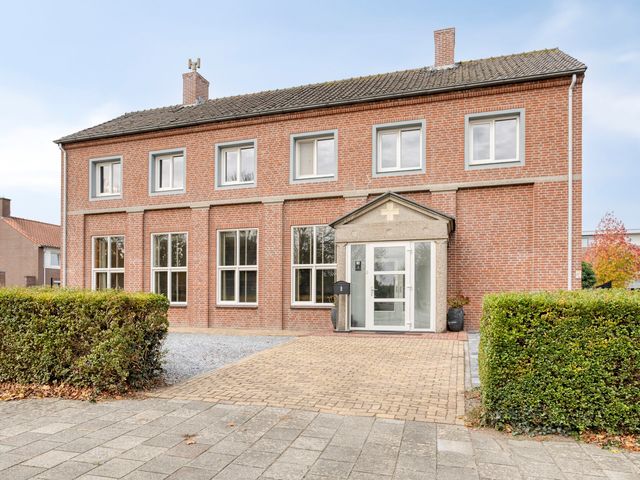 Rubensstraat 2, Raamsdonksveer
