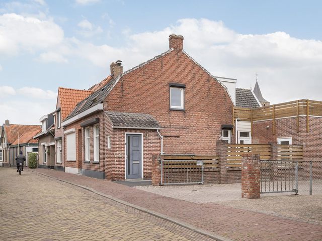 Schoolstraat 7a, Halsteren