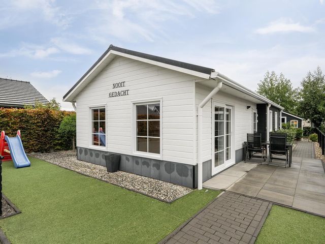 Nieuwlandseweg 168, Sint-Annaland