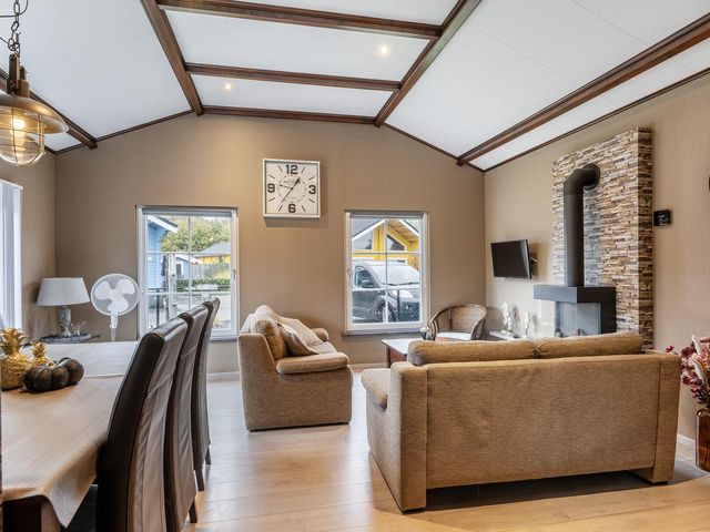 Nieuwlandseweg 168, Sint-Annaland