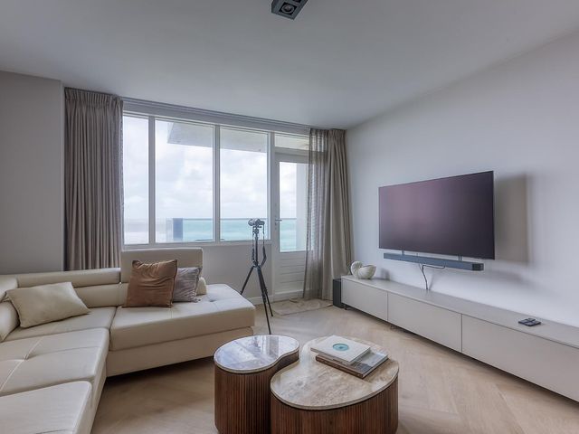 Zeekant 103Y, 'S-Gravenhage