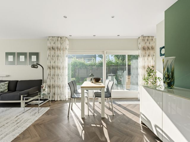 Merellaan 100, Maassluis