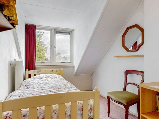 Bernhardstraat 24, Leiderdorp