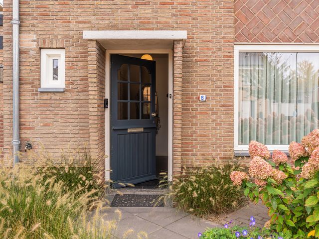 Generaal Maczeklaan 6, Baarle-Nassau