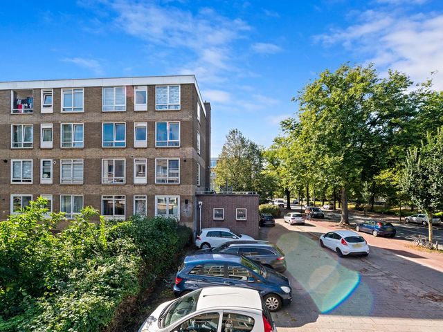 Hengelolaan 1070, 's-Gravenhage