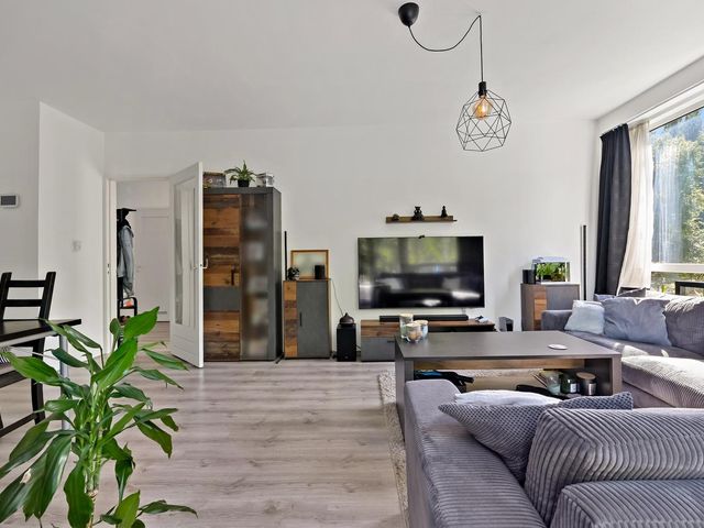 Hengelolaan 1070, 's-Gravenhage