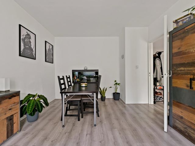 Hengelolaan 1070, 's-Gravenhage