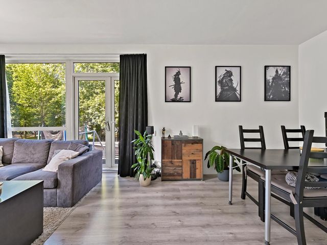 Hengelolaan 1070, 's-Gravenhage