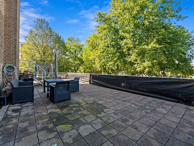 Hengelolaan 1070, 's-Gravenhage